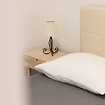 Lusani Apartment *