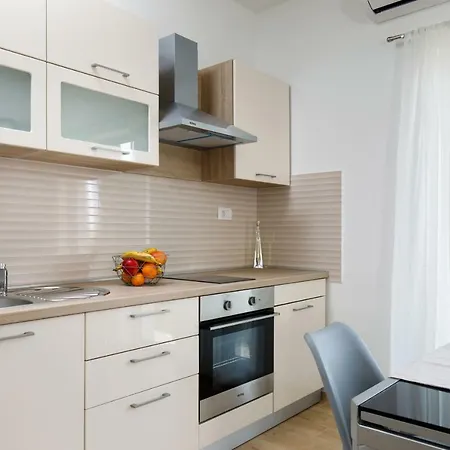 Apartmán Lusani *